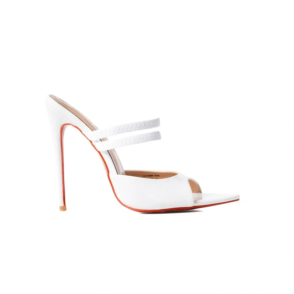New white sandals - Picture 3 of 3